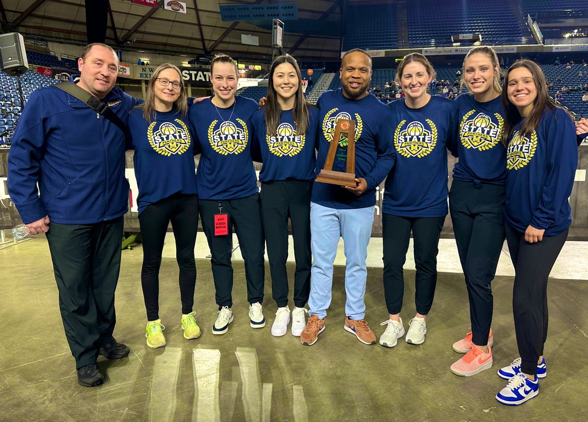 MEAD_ATHLETICS's tweet photo. …what a finish. @MeadHighSchool Panthers come from 14 down in the 4th quarter to beat Arlington and will bring home the @wiaawa 3A State Basketball, 3rd Place Trophy. #TeamEffort  💙🏆💛 https://t.co/SayRctOydi