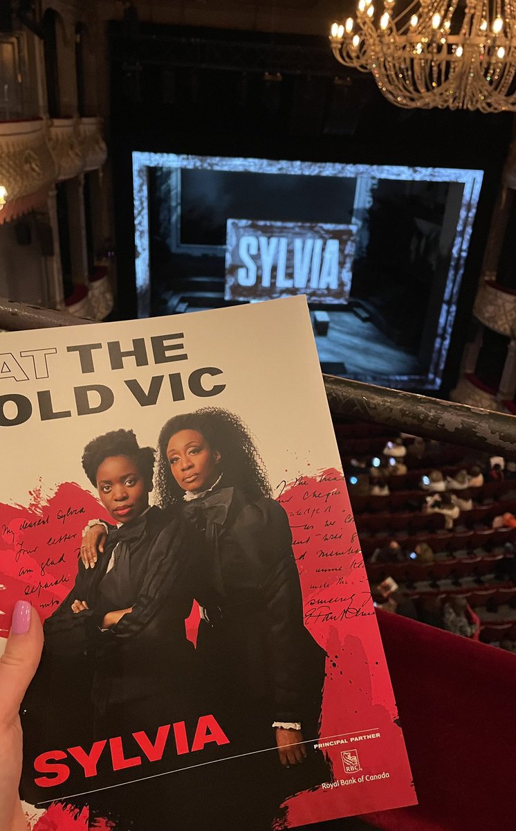 alwilliams14's tweet photo. Sylvia @oldvictheatre @Beverleyknight a powerful, contemporary musical, exploring the story of the brave Pankhurst sisters, mother and those who fought with them to shape the laws and freedom for women.
By far the best new musical of this decade. Best of luck at the Oliviers! 🎭 https://t.co/X7Jq2uurcw