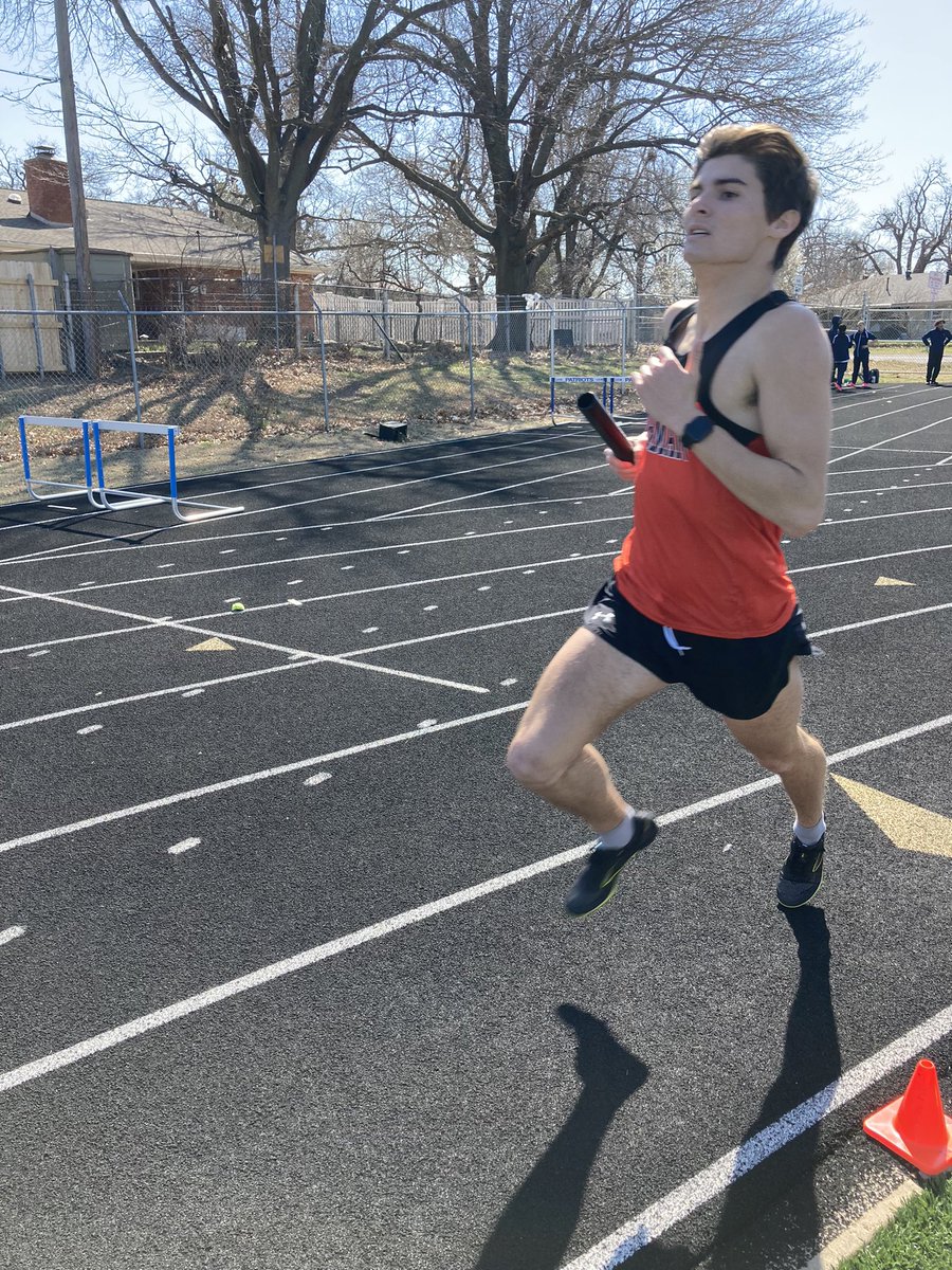 MHSBroncoSports's tweet photo. @MustangBroncoTF is doing some work today at the PC West Meet!
#GoBronco #Horsepower https://t.co/goI027k116