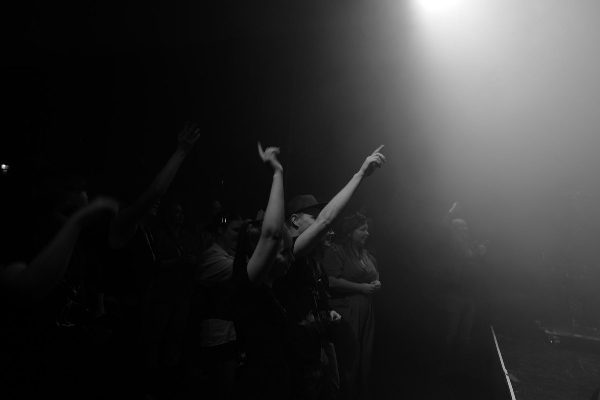 YrjoAho's tweet photo. Leppoisa ilta #Lappeenranta ssa. Mainio #safka #TheKitchen ja reipasta #UrsusFactory menoa #Nuijamies klubilla. #musiikki #suomirock #iphone and #q2m #monochromephotography #jpeg #yellowfilter https://t.co/1clKWwFXHj