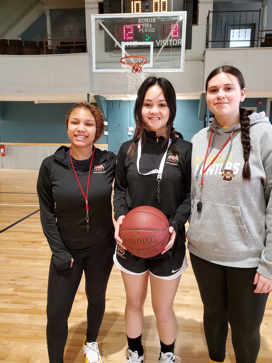 rbaduluth's tweet photo. Thank you @DuluthEastHoops @DHSGBball_BstrC for volunteering to referee and helping us #connectthedots from RBA to #futurevarsity! #community #giveback https://t.co/fwC4BvSXxC