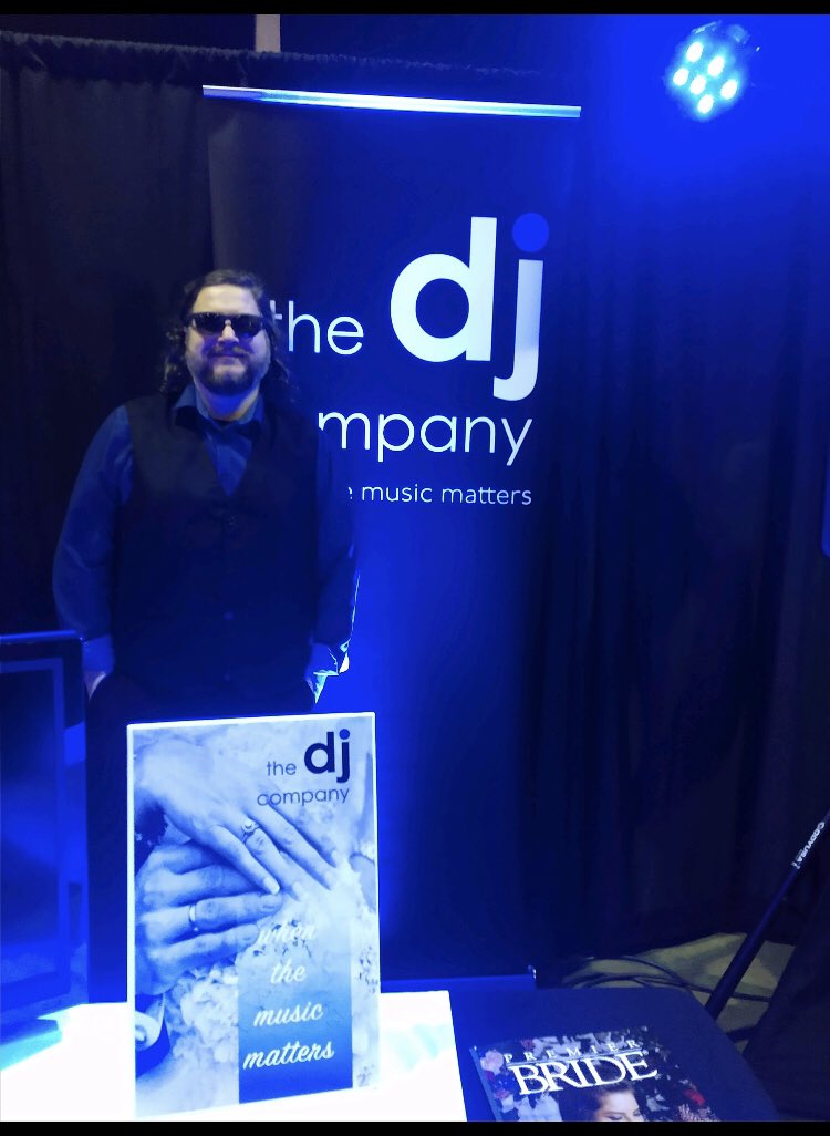 WE ARE READY!!!  Come get a glass of wine or 3 😎The DJ Company and Premier Bride Magazine CNY at The Oncenter 5-9 NOW!