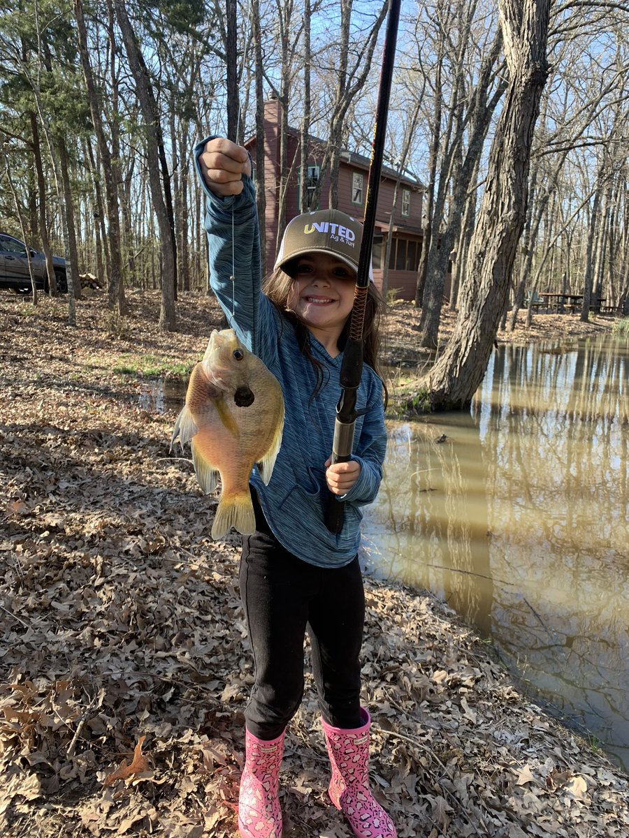 Baby girl caught her first fish ❤️