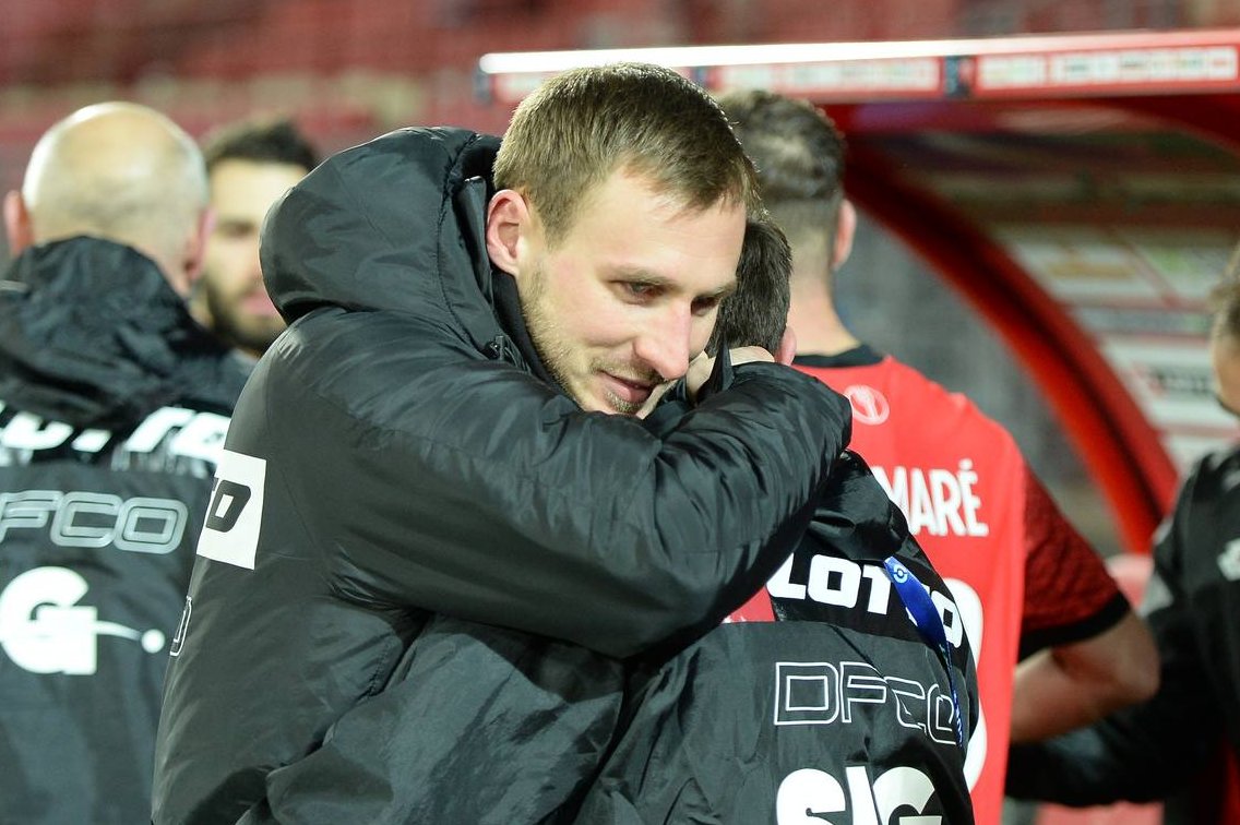 DFCO_Officiel's tweet photo. 🔚Le DFCO renoue avec le succès en dominant le @GF38_Officiel 1 but à 0 !

Le résumé 👉https://t.co/rrADCnIQrF

Les réactions 👉https://t.co/KGJ3tjOuPh

L'album 📸👉https://t.co/RNU2tneH4z

#DFCOGF38 https://t.co/hSyqjAlfG8
