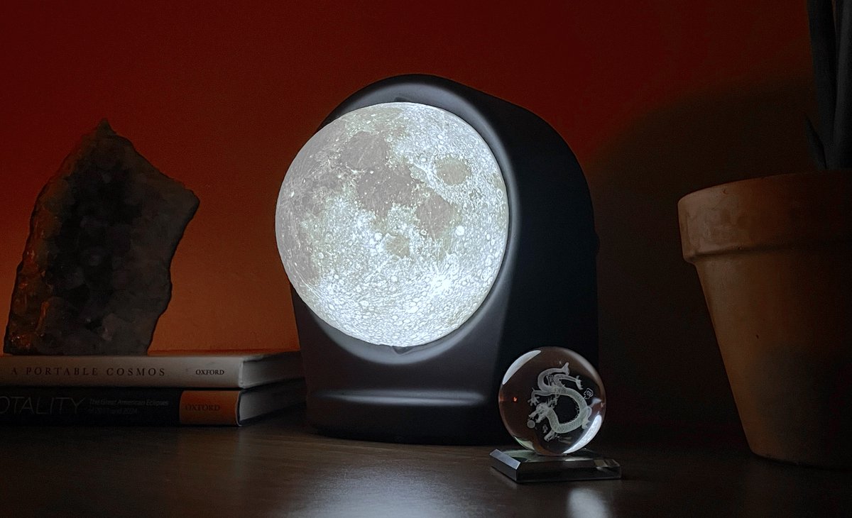 MOONDIAL_SPACE's tweet photo. Add a touch of elegance to any room with MOONDIAL

🌒 🌓 🌔 🌕 🌖 🌗 🌘

MOONDIAL will be available soon! Enter your email through the link in our profile to stay-up-to-date and get access to premium pricing once the Kickstarter launches 🌝 🔗 https://t.co/SDGzSCi4qw