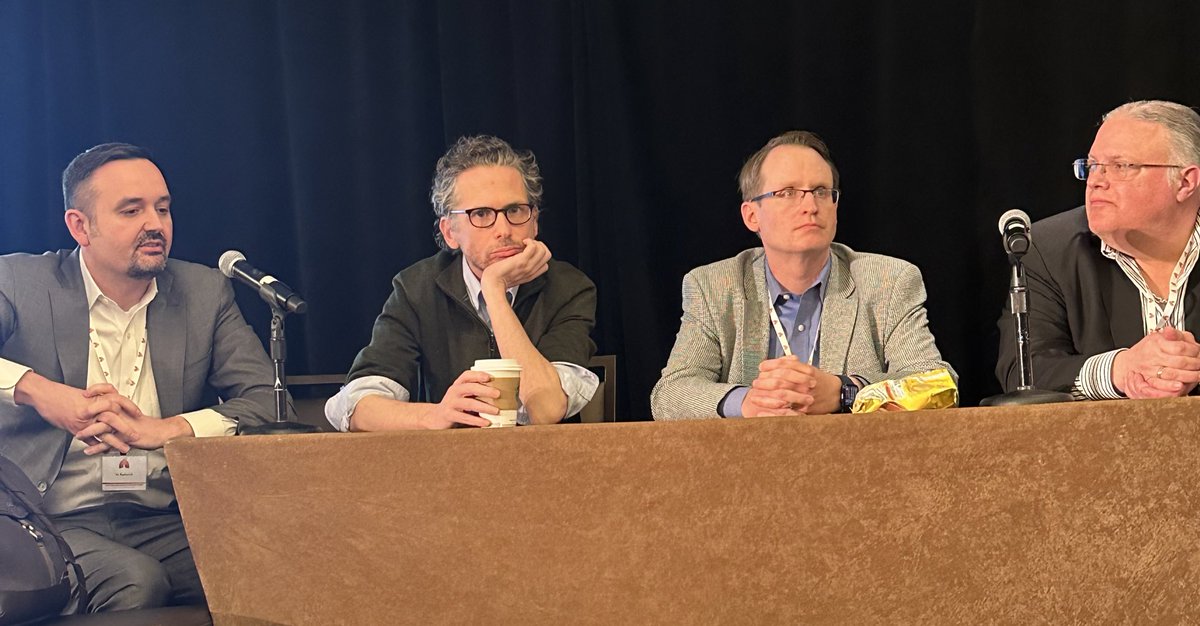Discussion on new technologies and lung cancer has to include equitable and universal access to these new technologies #NYLCF23 @chadinabhan @geoff_oxnard @max_diehn @NYLungCancerFdn
