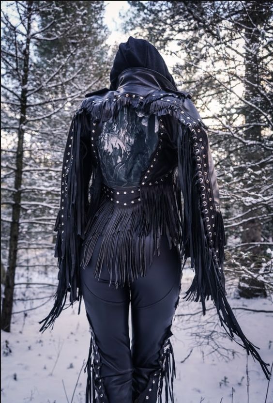 GreenJanielle's tweet image. #Cougar .... is King/Queen, #FreeSpirit .
 #EightEightEight  #OurancestorsBlack...#SmithLockSmith
#RavenRose 🌹| #one #two #three 
#blackbird| #four #five #SIX|
 #seven #eight #Nine 
::::::::::::#geeksquad::::::::::::::::🚀#inheritanceOurAncestorsBlack