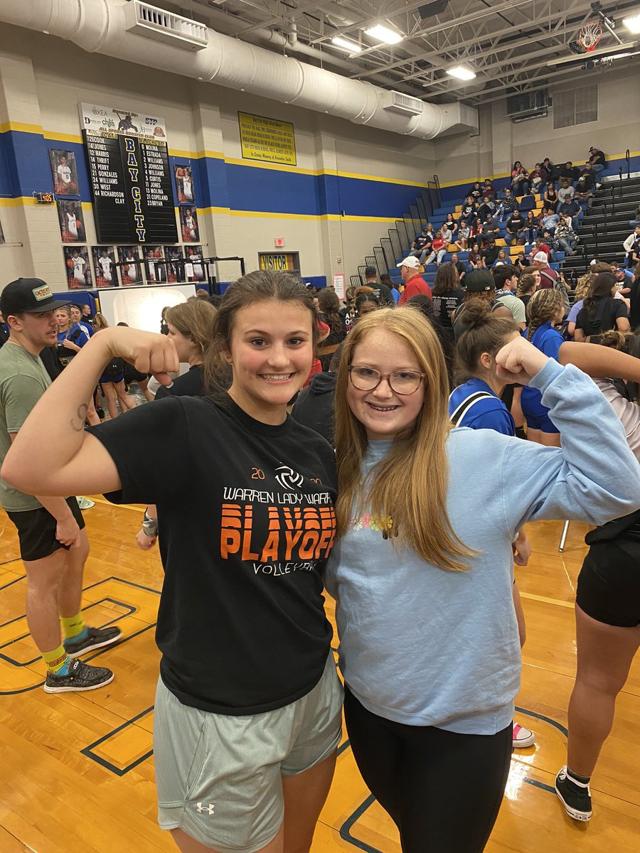 WarrenHSpl's tweet image. #LadyWarriorStrong 
Emily and Meredith take the top two spots in the 3A D2 Division. They are going to State!!!