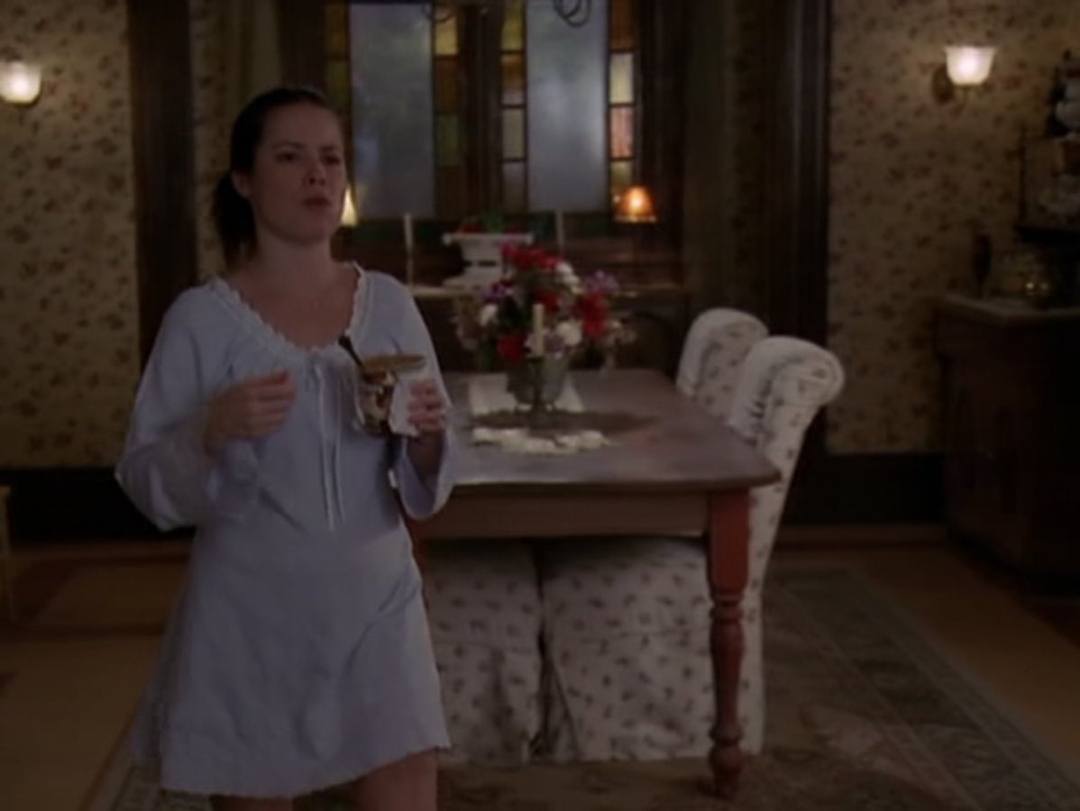 jonmmargolis's tweet photo. @charmed_og @H_Combs had impeccable timing and delivery on the show. When Paige (after vanquishing Cole, I think in “Centennial Charmed”) returns to the manor and says with gleeful relief, to Piper, “you’re pregnant” and Piper replies while eating ice cream “yeah, where ya been?” 🤣 https://t.co/cn0kcn49JY
