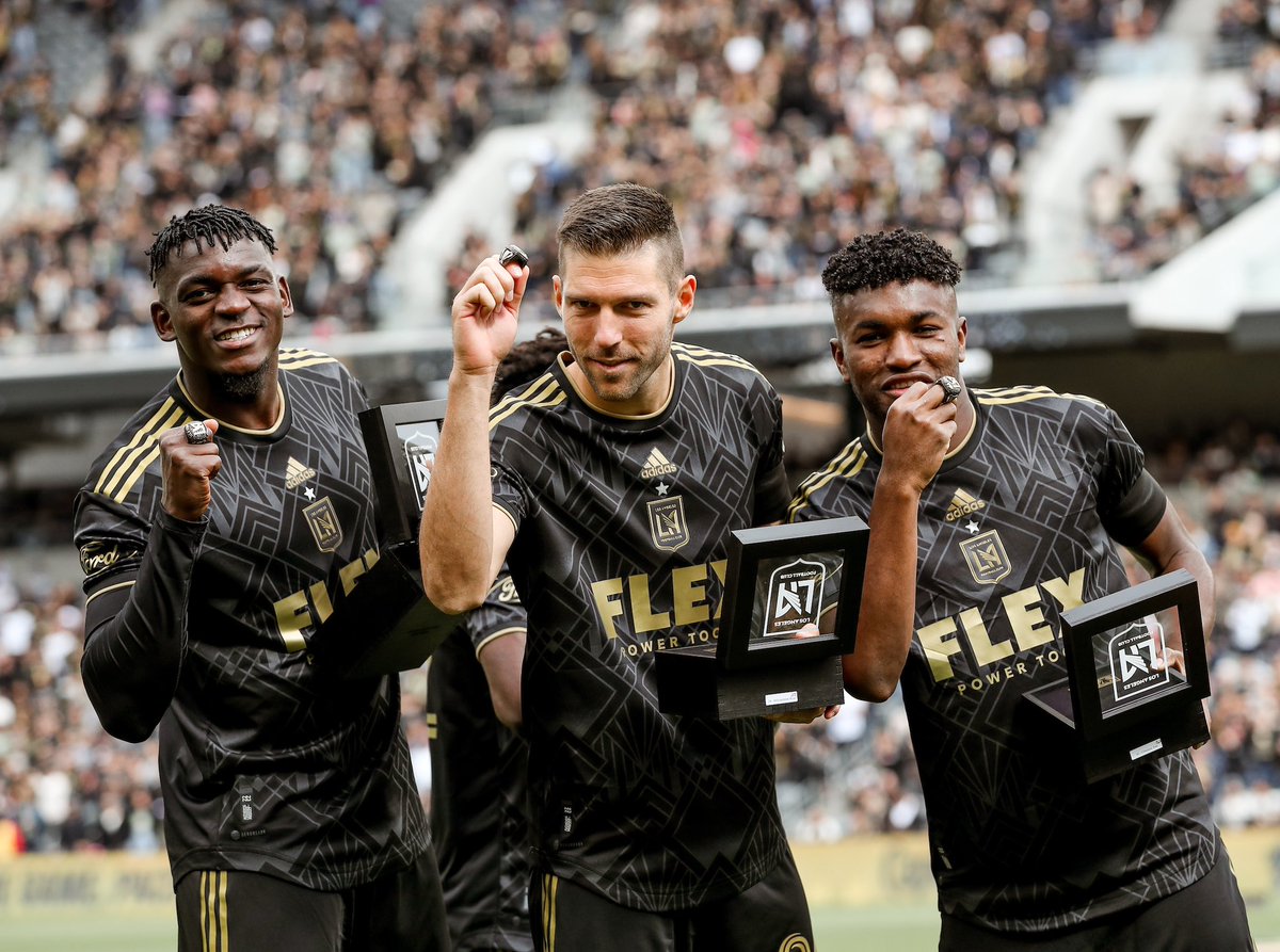 LAFC's tweet photo. For Los Angeles. 💍 https://t.co/gkUzRgNSmw