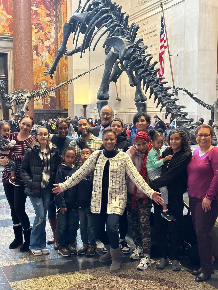 NYCSpeakerAdams's tweet photo. .@NYCCouncil's FIRST wife, mother and grandmother-Speaker was overjoyed to spend the day with my family @AMNH! Thanks to #DanSlippen for your hospitality, we had such a blast! WORLD...come and visit our GREAT City Landmark!! https://t.co/EOpJFWE6HJ