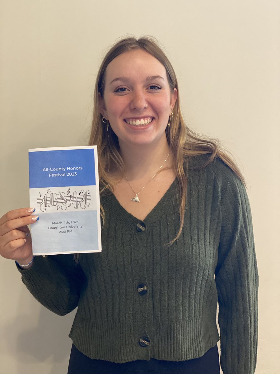 Megan Tackentien tweet media