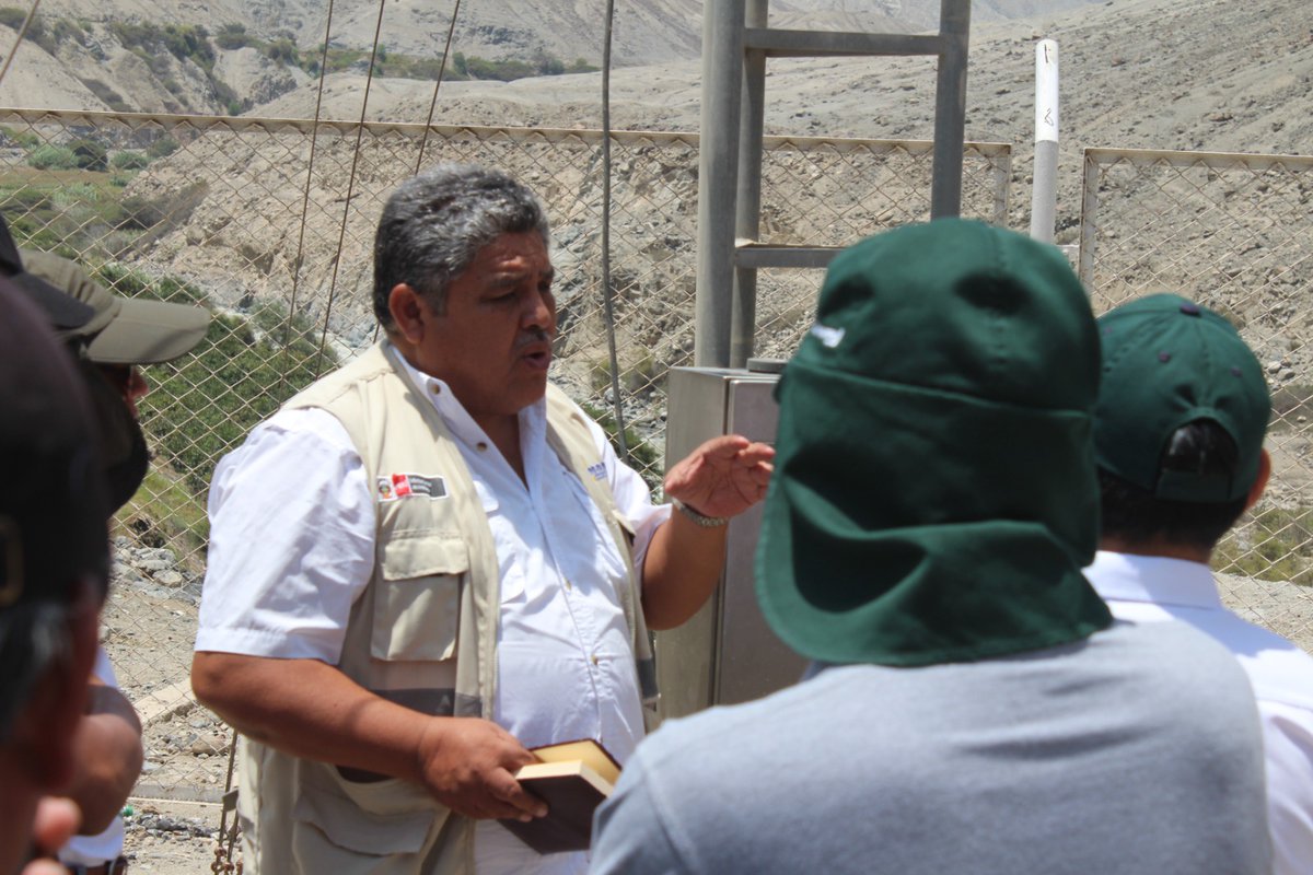 hombredeltiempo's tweet photo. Inauguración de la Estación Hidrométrica #Letrayoc que proveerá información oportuna y confiable en línea del caudal del Río #Pisco.
Apoyo del Sector Privado al Estado en beneficio de todos.
#SENAMHI #ANA #JuntadeRegantesPisco #PSI https://t.co/Bz9muu6JBr