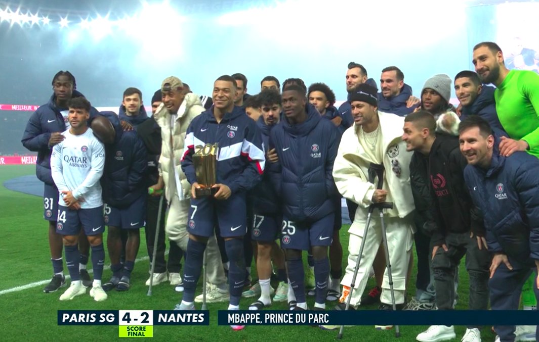 PSG COMMUNITY tweet media
