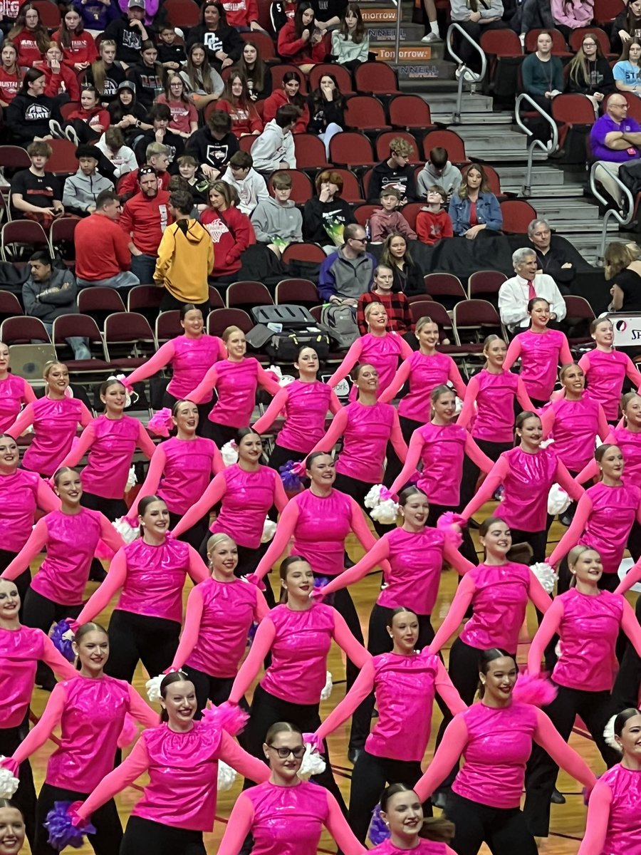 JHawk_Dance's tweet photo. A few performance day photos. 😁The dancers looked fantastic! What a great honor! You made us proud representing Urbandale on the 42nd All Iowa Honor Dance Team! ♥️💙♥️ @UrbandaleJHawks @UrbandaleCSD @UHS_UCSD https://t.co/hOZ9TVpKh7