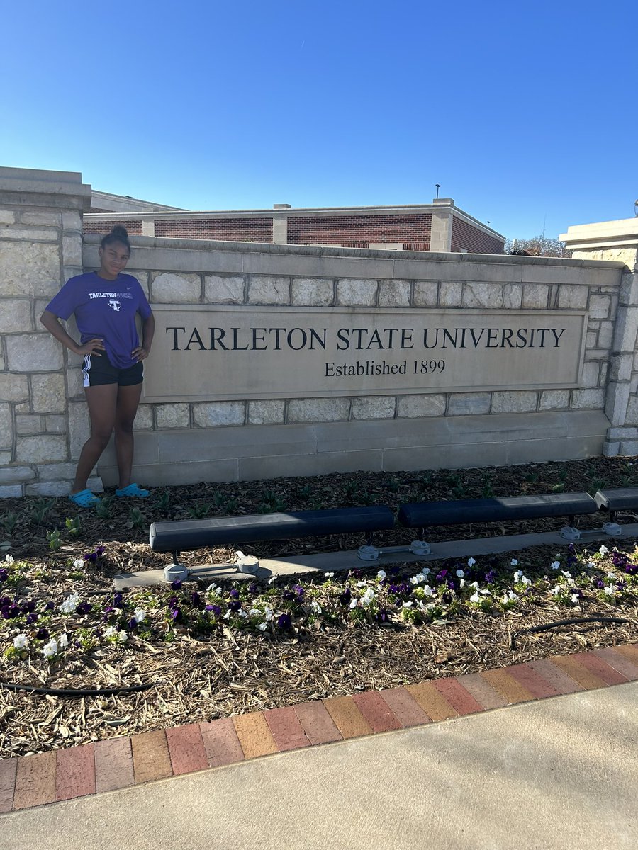 Had a great time today at the @TarletonSoccer ID Camp today! Thank you Coach Pete Cuadrado and the coaching staff for putting on an amazing camp!! Already looking forward to the next one!!! #TexanNation x #BleedPurple