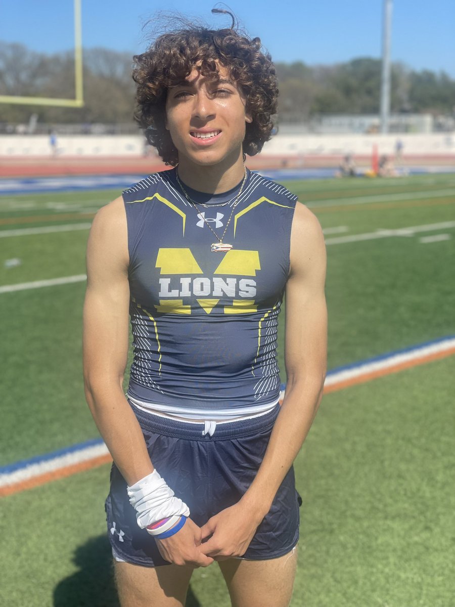 🚨PR Alert 🚨 Junior Isaac Santiago opens up his season with over 1s PR in the 300H!! His time of 41.94 tires for #7 All-Time at MHS!! #BurnItUp #WAWG #WAWN @isaacc_santii @McKISDAth @MHSLions