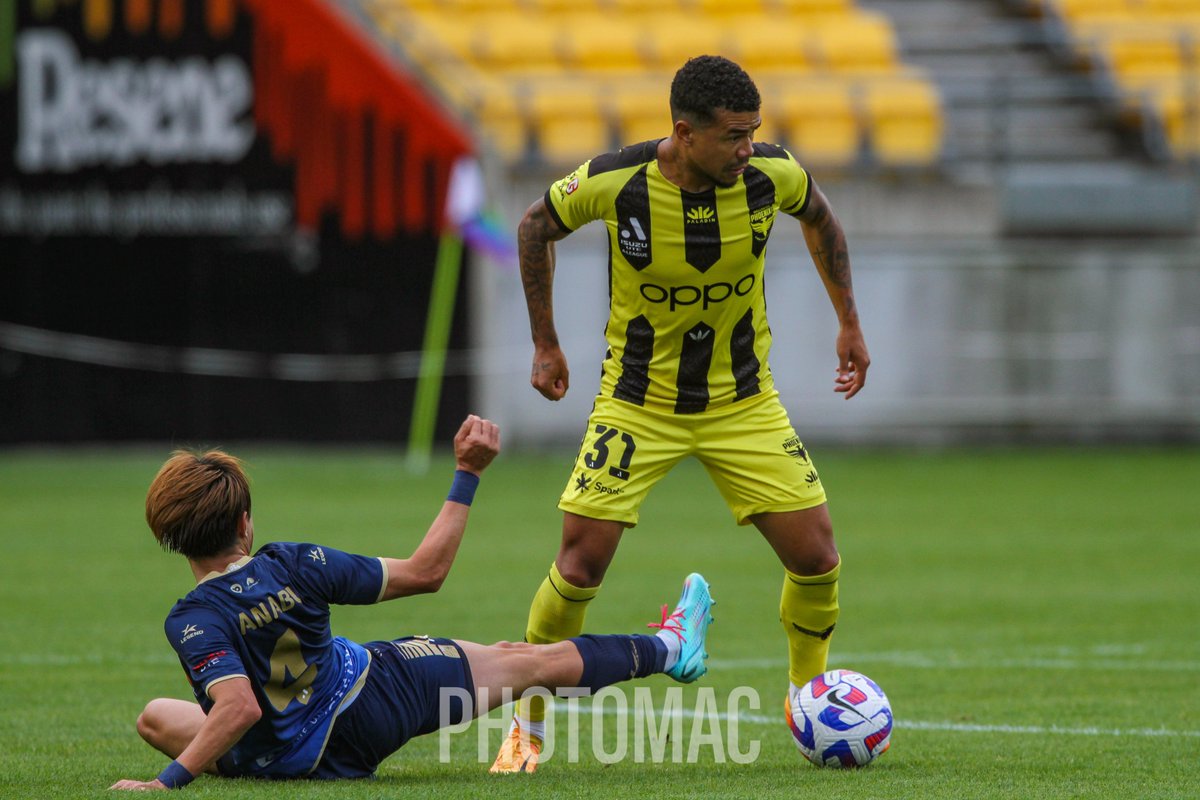 NZPhotomac's tweet photo. ALM - @WgtnPhoenixFC 2 v 1 @NewcastleJetsFC #COYN #NixLevel #StandUpForYourNix

https://t.co/2u4qYBE4to https://t.co/wtyDVQ6u2P