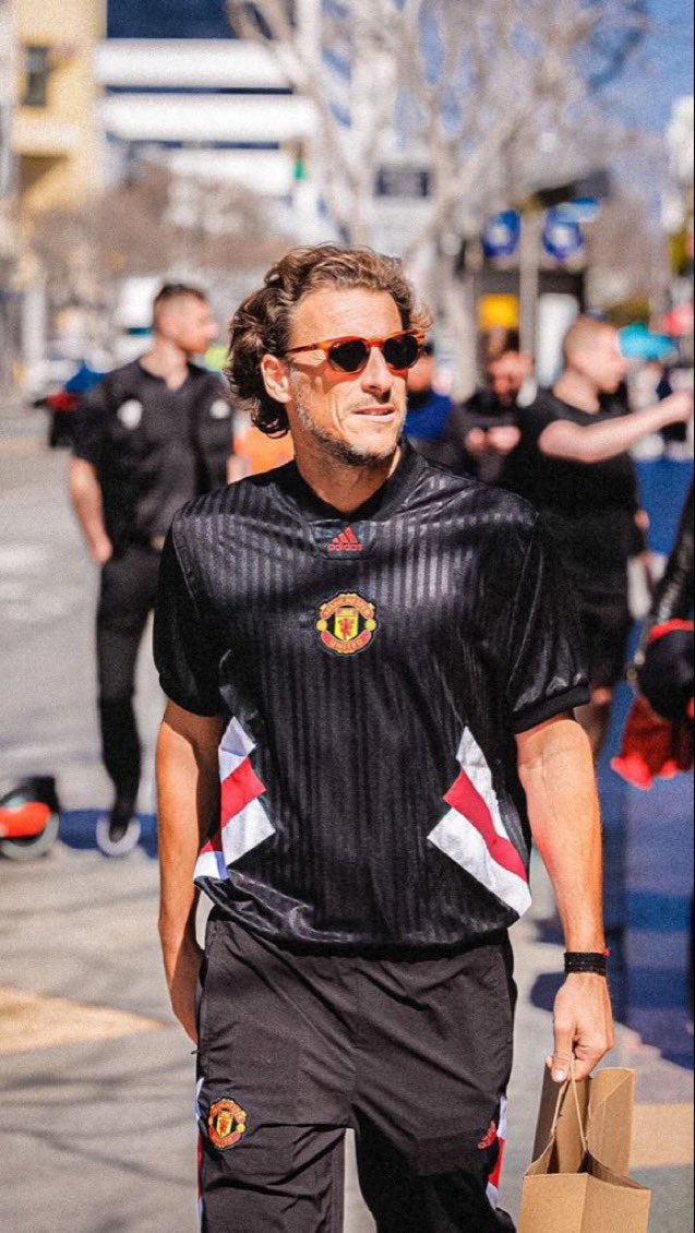 mufcshirts's tweet photo. He came from Uruguay, he made the Scousers cry #scousebusting #mufc https://t.co/7scLXnFHUP