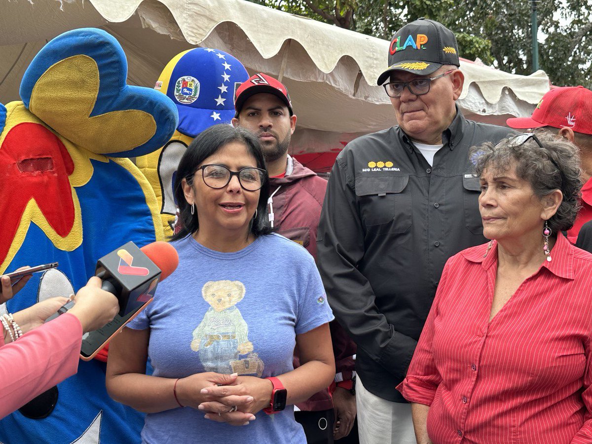 #LoDijo || Vicepdta. <a href="/delcyrodriguezv/">Delcy Rodríguez</a>: Una gran satisfacción es que en los mercados de cielo abierto, casi el 95 y 98% son productos nacionales, cinco años atrás Venezuela dependía mucho de los alimentos que se importaban.

#4Mar