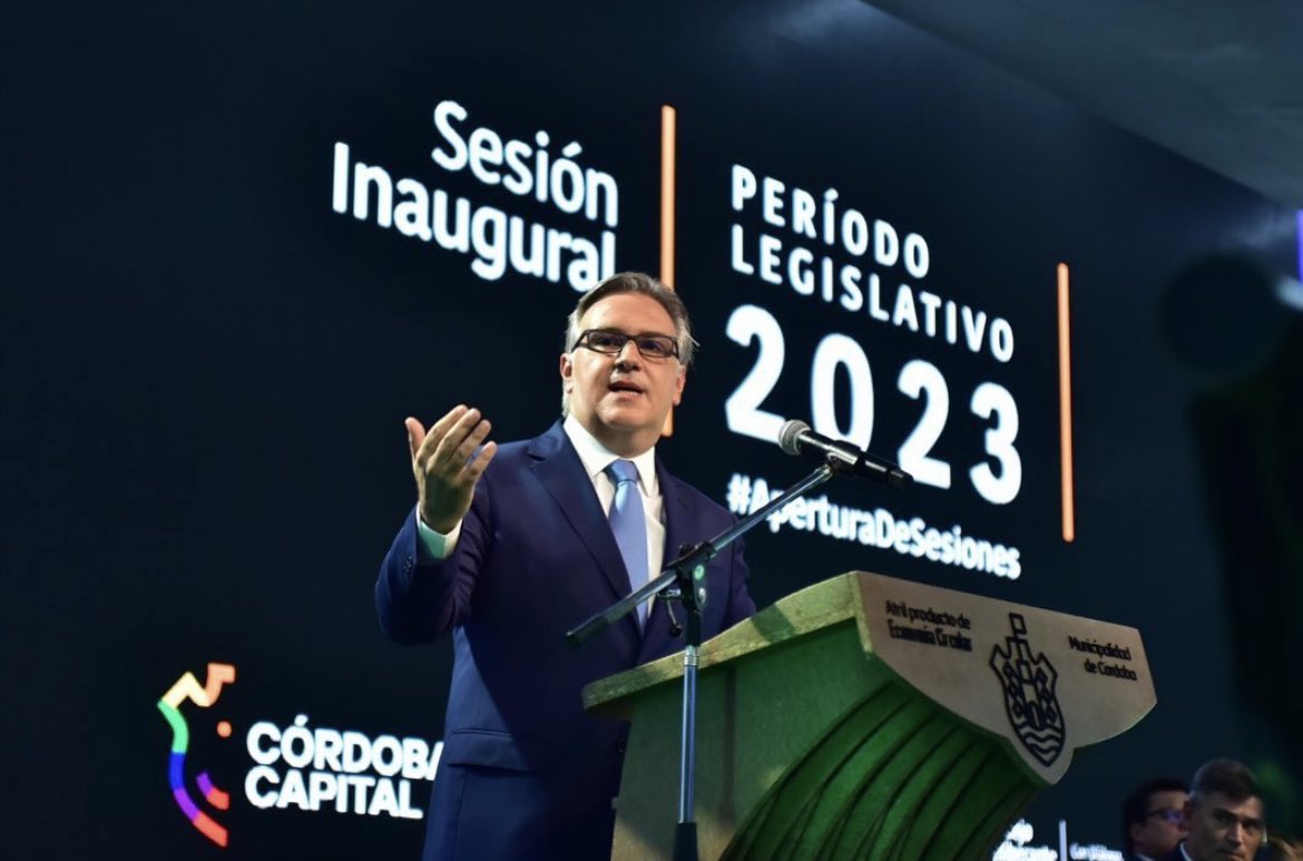 ¡Felicitaciones <a href="/MartinLlaryora/">Martín Llaryora</a> por volver a poner a #Córdoba en el lugar que se merece, por levantarla y ponerla de pie! 

Los cordobeses ya comprendieron que nunca mas se tiene que volver para atrás. 

#CórdobaCapital
#CadaDíaMejor
#AperturaDeSesiones