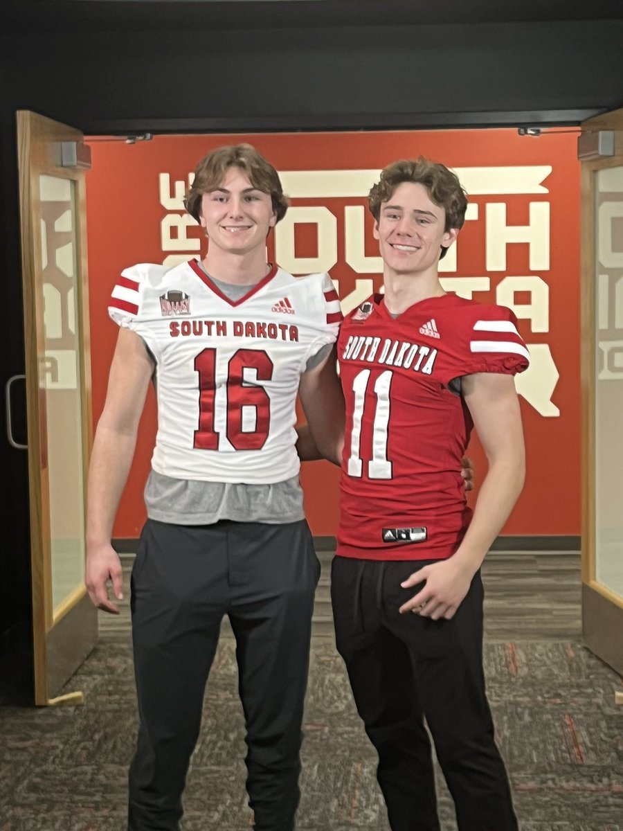 george_bjellos's tweet photo. Thank you @SDCoyotesFB for having me out for a junior day. @CoachTJohansen @Coach_JDavis https://t.co/D8BZuo8NDy