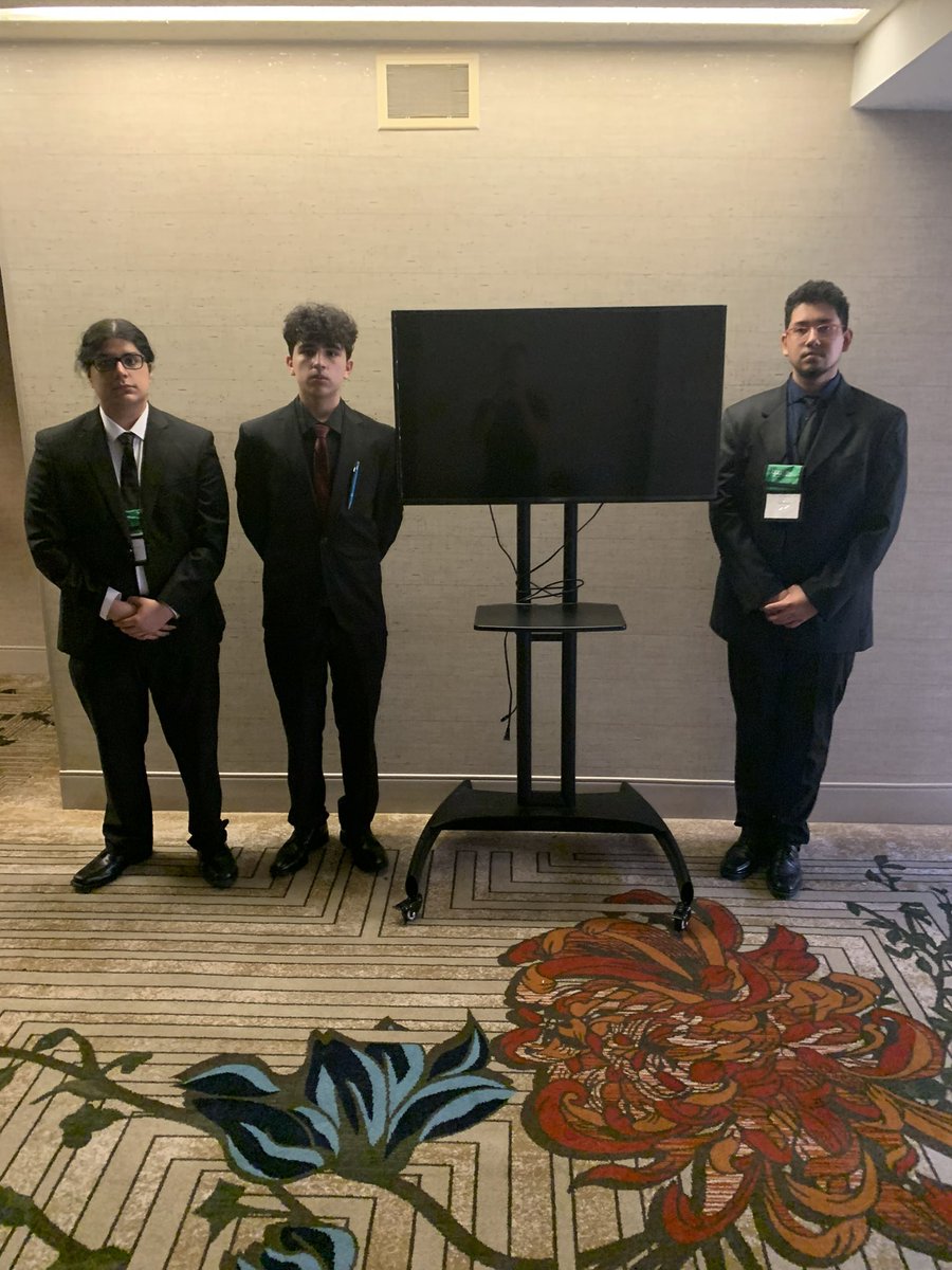 VeroCasiano's tweet photo. Good luck Ethan, Damian and Martin! @txbpa @JFKennedyHighS @EricMar10422150 @mandykf @Christopher40_ https://t.co/RrIYZhocPR