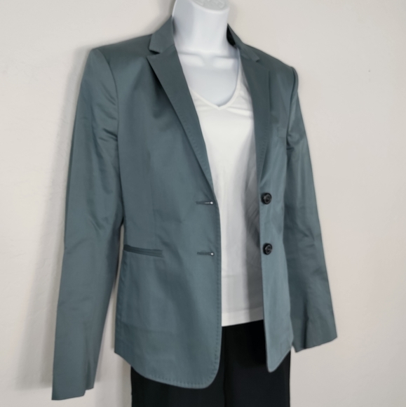 So good I had to share! Check out all the items I'm loving on <a href="/Poshmarkapp/">Poshmark</a> #poshmark #fashion #style #shopmycloset #starter #ampersand #piazzasempione: posh.mk/rLxaMde9Txb