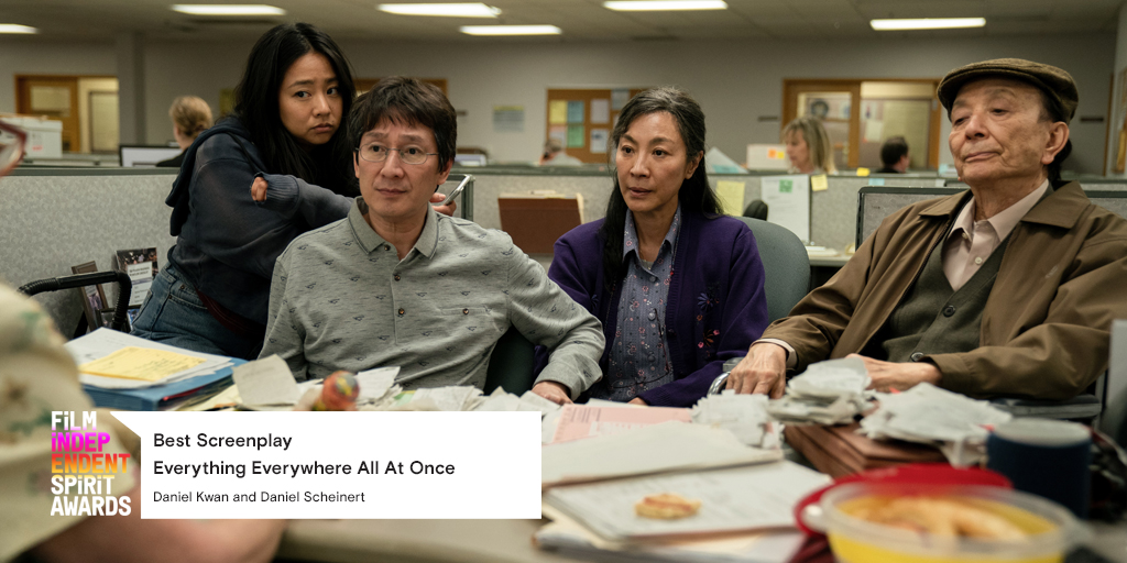 filmindependent's tweet image. The DANIELS: Daniel Kwan (@dunkwun) and #DanielScheinert with Best Screenplay for 'Everything Everywhere All At Once' @allatoncemovie #SpiritAwards
