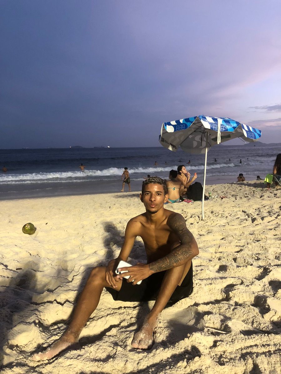 LittleCoutto21's tweet photo. 🏖️🌊 https://t.co/L250SajPOj