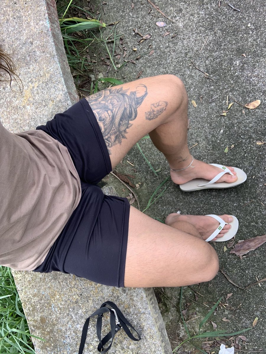 Acho coxas tão gostoso