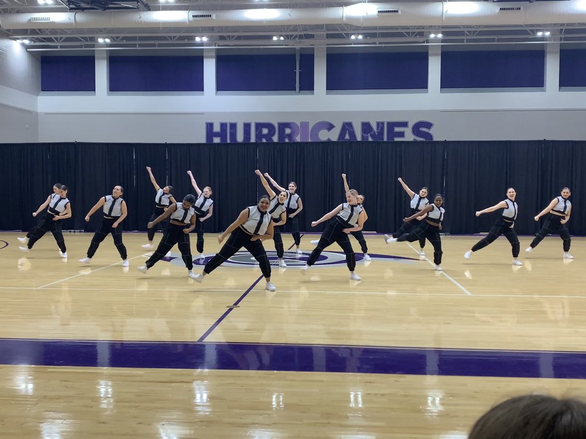 What a way to spend your Saturday afternoon! Forest’s and Collins’s HipHops are looking great! Way to go girls!! <a href="/kleinfinearts/">Klein ISD Fine Arts</a> <a href="/KleinISD/">Klein ISD</a>