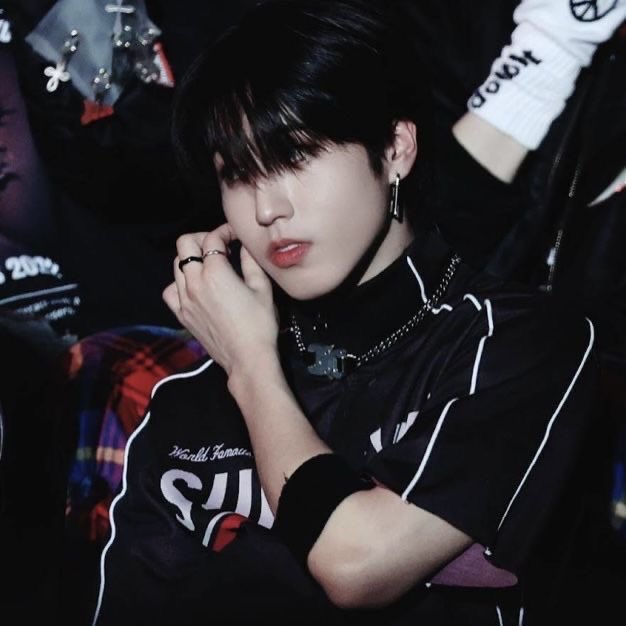 shewonkey's tweet photo. han jisung being a rapper and vocalist, a thread — https://t.co/ENaPF32z6W