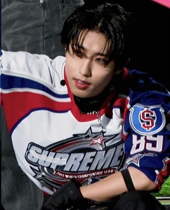 shewonkey's tweet photo. han jisung being a rapper and vocalist, a thread — https://t.co/ENaPF32z6W