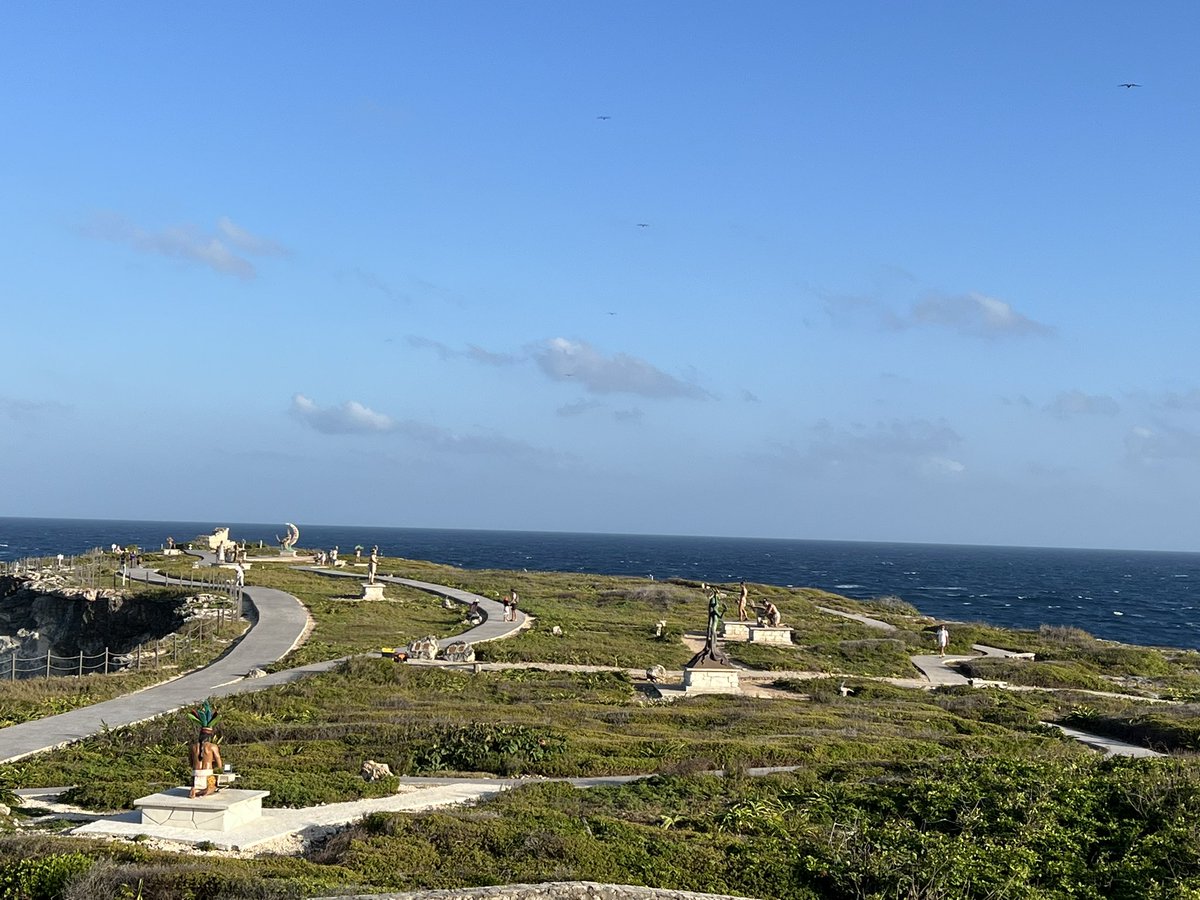 TurismoIslaMuje's tweet photo. Hoy es el 506 Aniversario del Descubrimiento de Isla Mujeres por Francisco Hernandez de Cordova, ocurrido en 1517. https://t.co/hmH0QcltfD