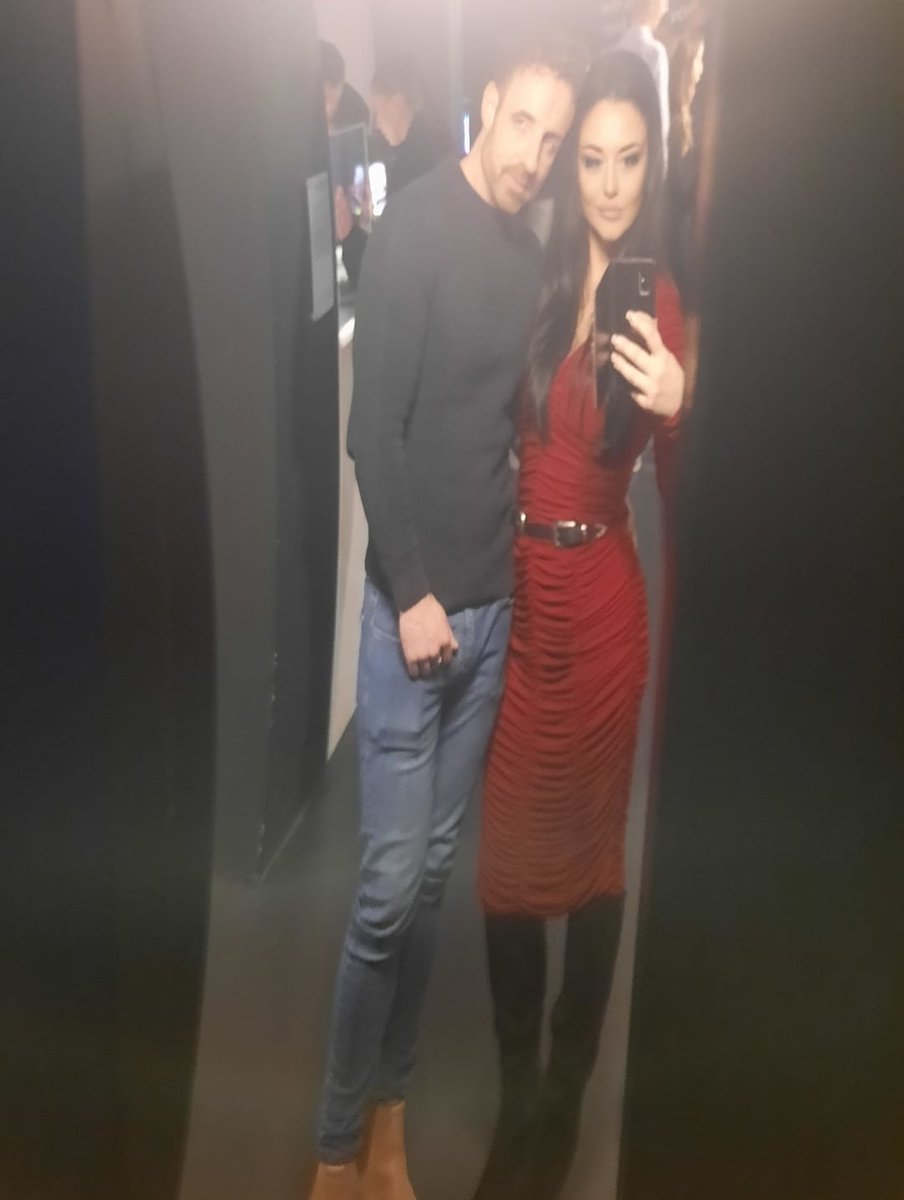 THESTEVIRITCHIE's tweet photo. Lovely day with my amazing gorgeous talented @JoJo_Andr at #twistedlondon #lady incredible #impunching https://t.co/4ivE3Hv12J