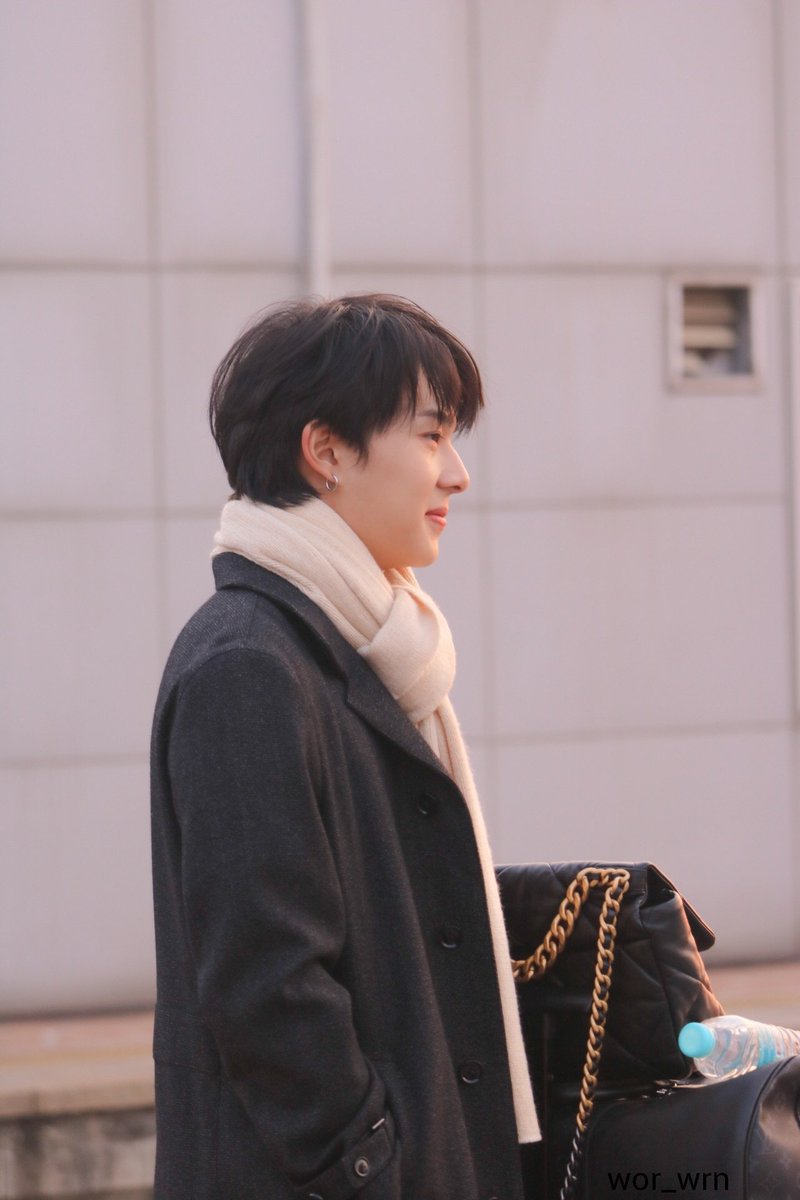 wor_wrn's tweet photo. อนิเมะบอยมากกกก 🥺🥺🥹🥹🥹💗
#TaokaenoiZeeNunewDay3 https://t.co/o3S0h9KXyN
