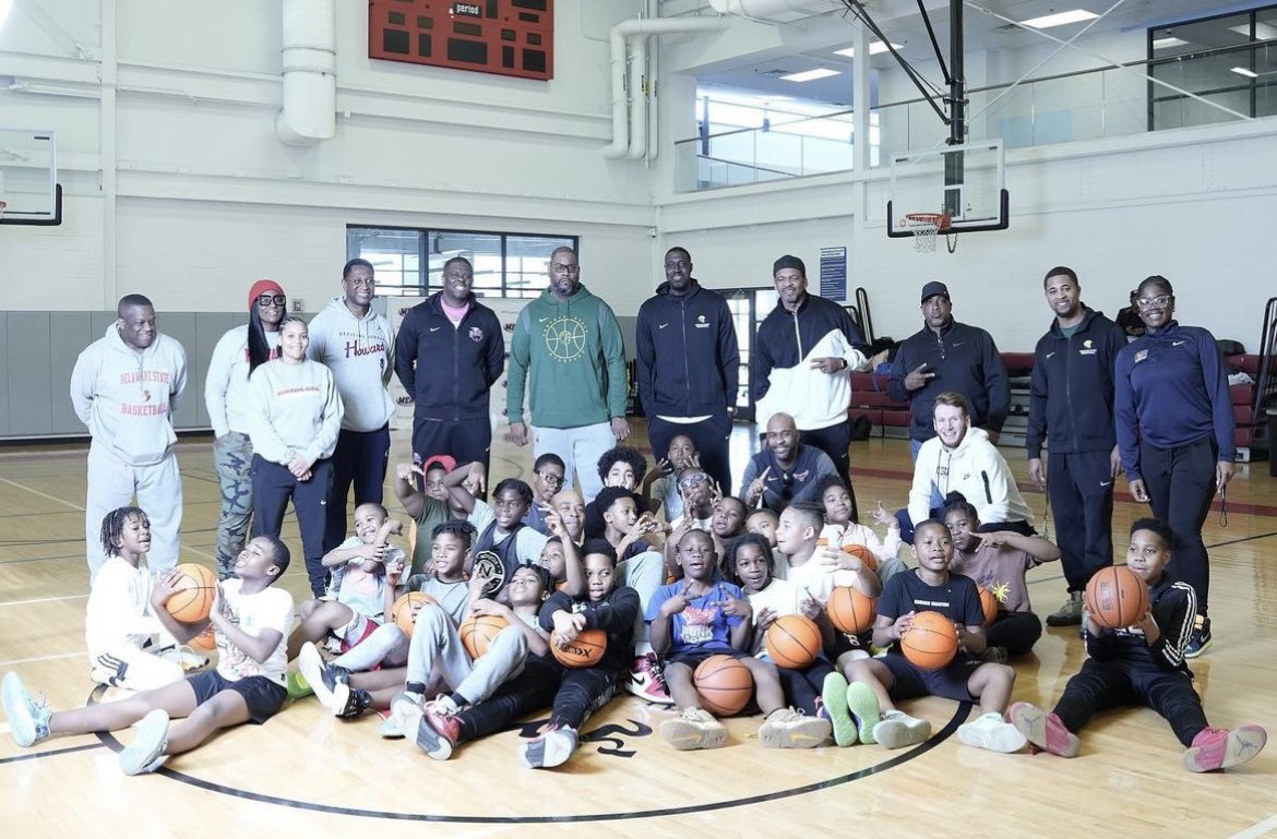 stan_waterman's tweet photo. Awesome day spent down in Norfolk for the @MEACSports 2023 youth clinic 🏀Great opportunity to catch up with all the MEAC coaches as well and the kids were great! The future is bright! 🌟
#HBCUpride #HornetsRising #MEACHoops https://t.co/tFdEf1Lkwf