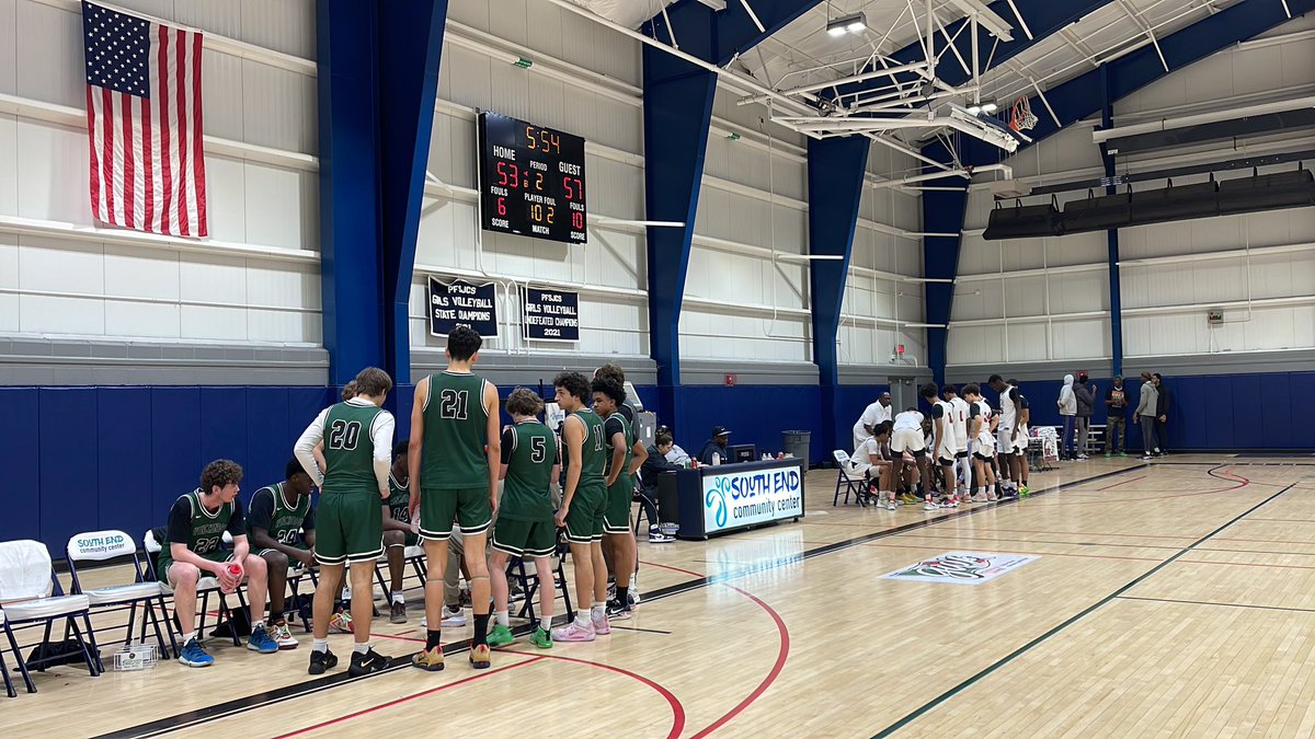 P5Conference's tweet image. Putnam hanging on to a 4 point lead under 6 to play! 

#P5C