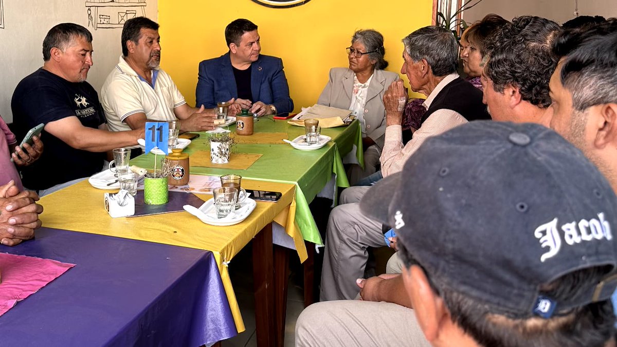 boinablancaucr's tweet photo. @ArielGarciaUCR 📍 Gracias a los dirigentes del Departamento de #TafiDelValle que se suman a transformar la realidad, formando parte de un gran equipo unido para trabajar por el progreso de todos en #Tucumán.

#ElCambioEsRadical 💪
#RobertoSanchezGobernador 📢
#UnidadParaGanar
#EstamosConVos 🤝 https://t.co/eNh25QK1EX