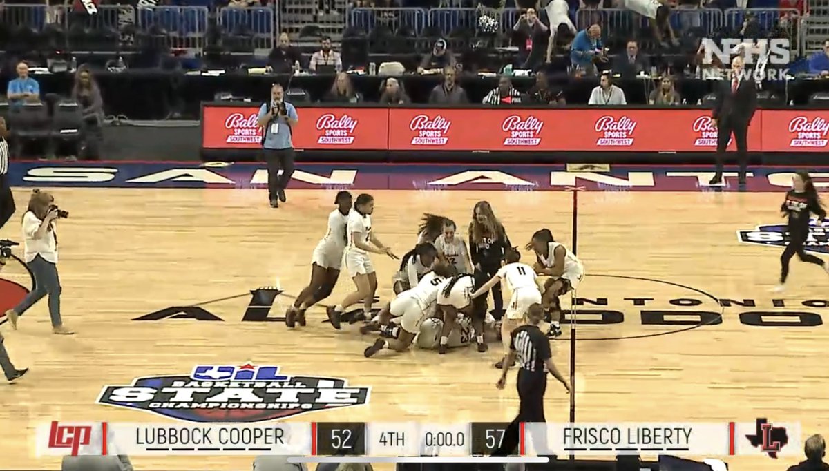 State Champs!!!!!! 🏆🏆🏆🏆🏆🏆

Let’s go!!!!!!!!!!  <a href="/RedhawkBall/">LHS Redhawk Basketball</a> 
 
👏🏾👏🏾👏🏾👏🏾👏🏾👏🏾👏🏾