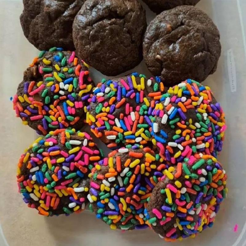 cheffrecipes's tweet photo. Brownie Mix Cookies Recipe