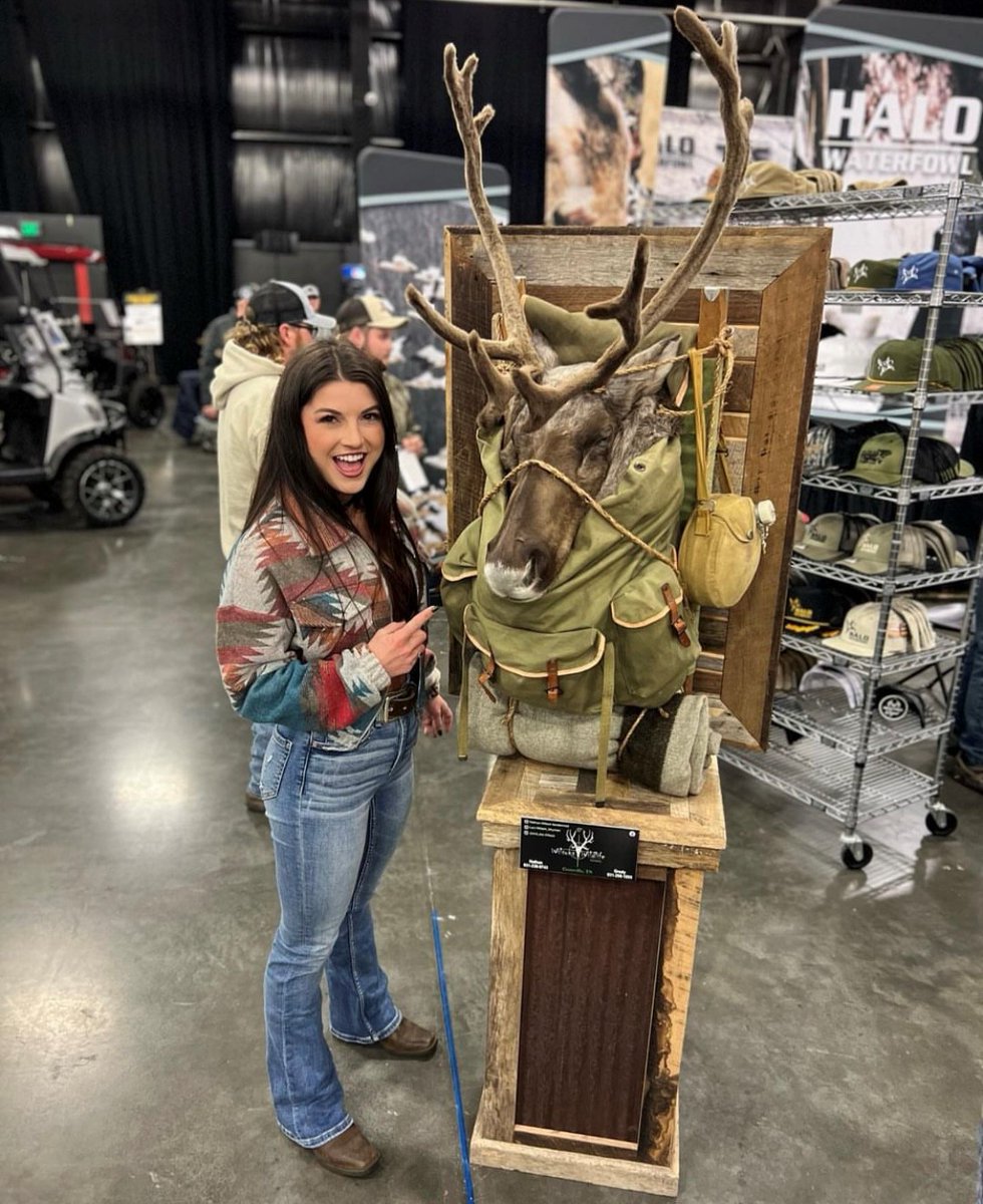SPORTSMANchnl's tweet photo. How do ya'll like @hannahbarron9_6 Outdoors's caribou mount? We think it turned out great.
Have you considered a backpack mount?
#ITSINOURBLOOD #hunting #caribou #taxidermy #backpack #backpackmount #caribouhunting https://t.co/6SkxG6wlrl