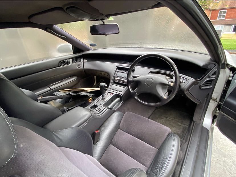 mk1mr2's tweet image. Anyone fancy an ultra rare Eunos Cosmo rotary engined classic. Just £10k. (Check out what they go for if you can find one). Needs engine work. C8SMO plate included. #eunos #cosmo #jdm