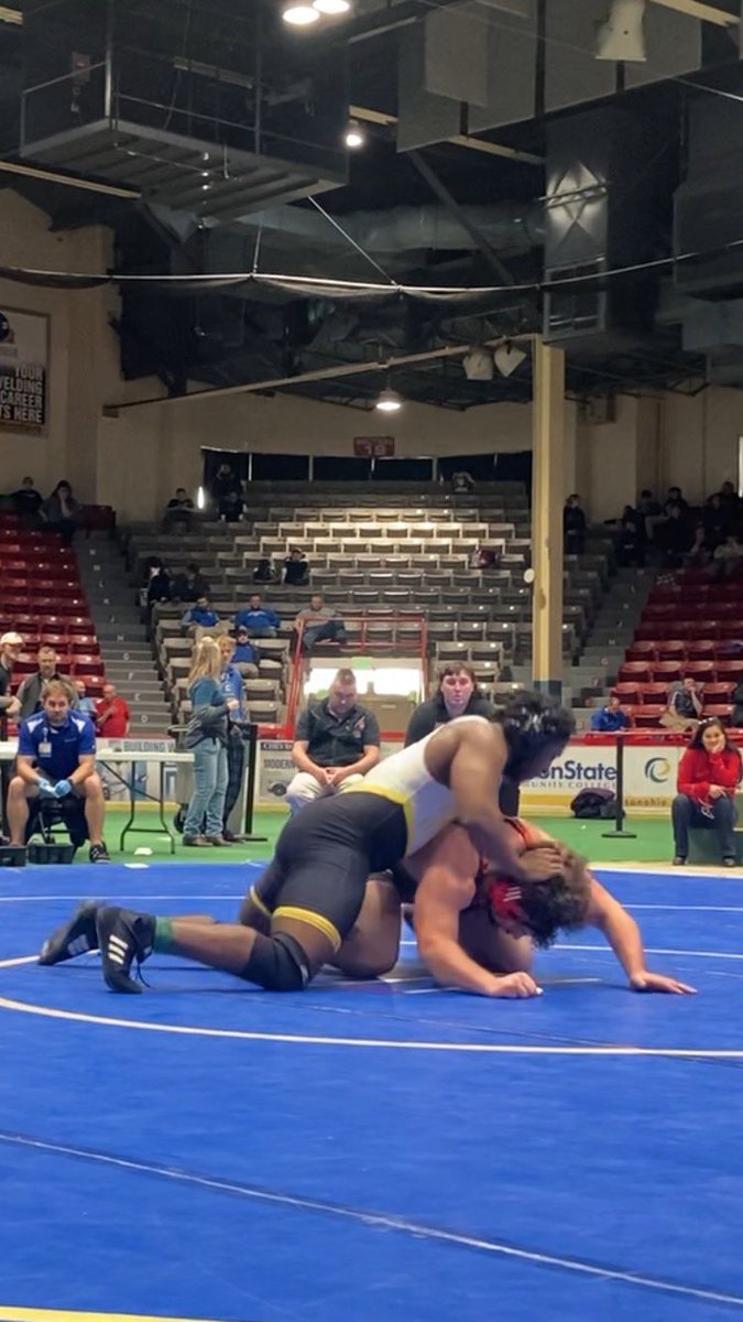 SBEP_Wrestling's tweet image. Congratulations Greg Miller on your 6th place district finish and a strong senior season 💪 @SBEPGoTITANS