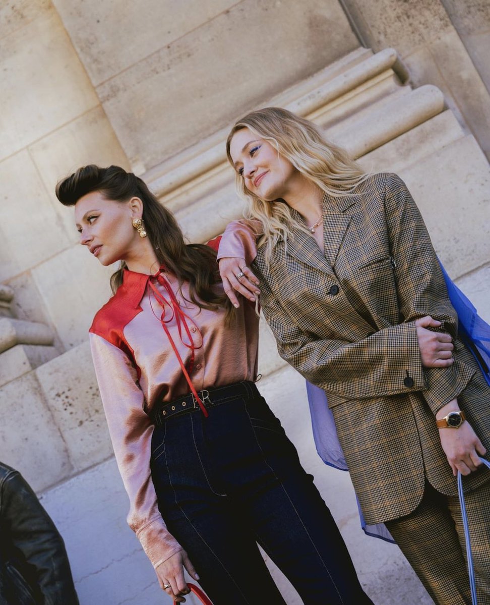 alyandaj's tweet photo. Oh ya know, just a casual day seeing a dear friend break barriers in fashion…..
We couldn’t be more proud of you Harris Reed. Congrats on your stunning debut for @NinaRicci 🪡🕊️🎀 

📷 @anumphotography https://t.co/MIQQf3rT5J