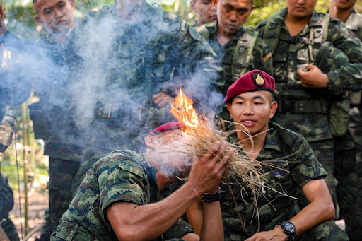 The Royal Thai Army teaches @USArmy Soldiers various skills during a Jungle Survival Course, Lopburi, Kingdom of Thailand, March 1, 2023. The training is designed to show participants how to navigate and survive in a jungle environment. #CobraGold #FreeAndOpenIndoPacific