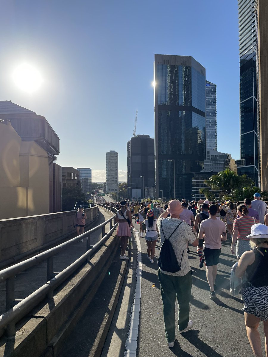 CucumberError's tweet photo. Walked across a landmark with @mushion22 and @AstroDamo https://t.co/FkSgiR7KUO