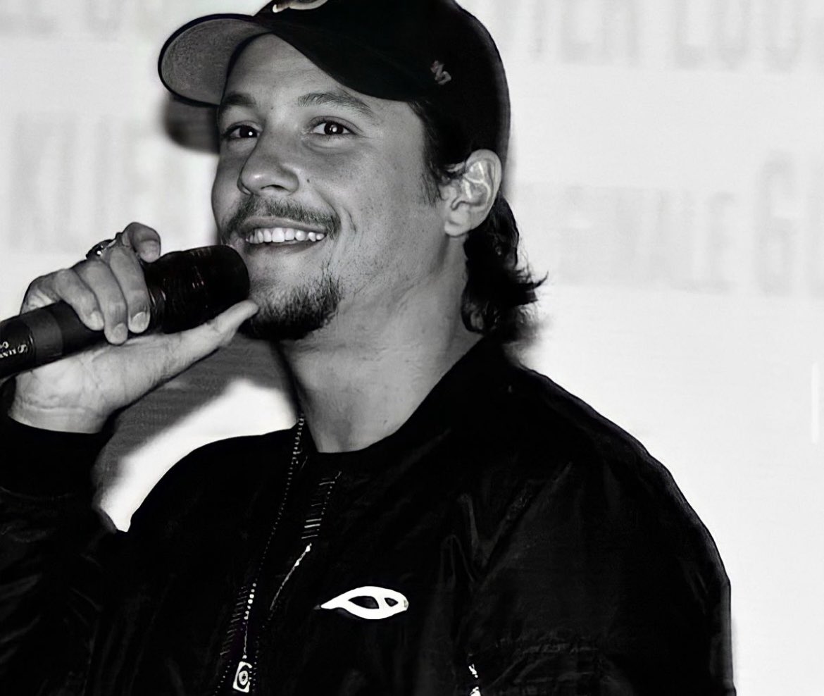 special_nekfeu's tweet photo. n e k f e u https://t.co/SkDu22umuU