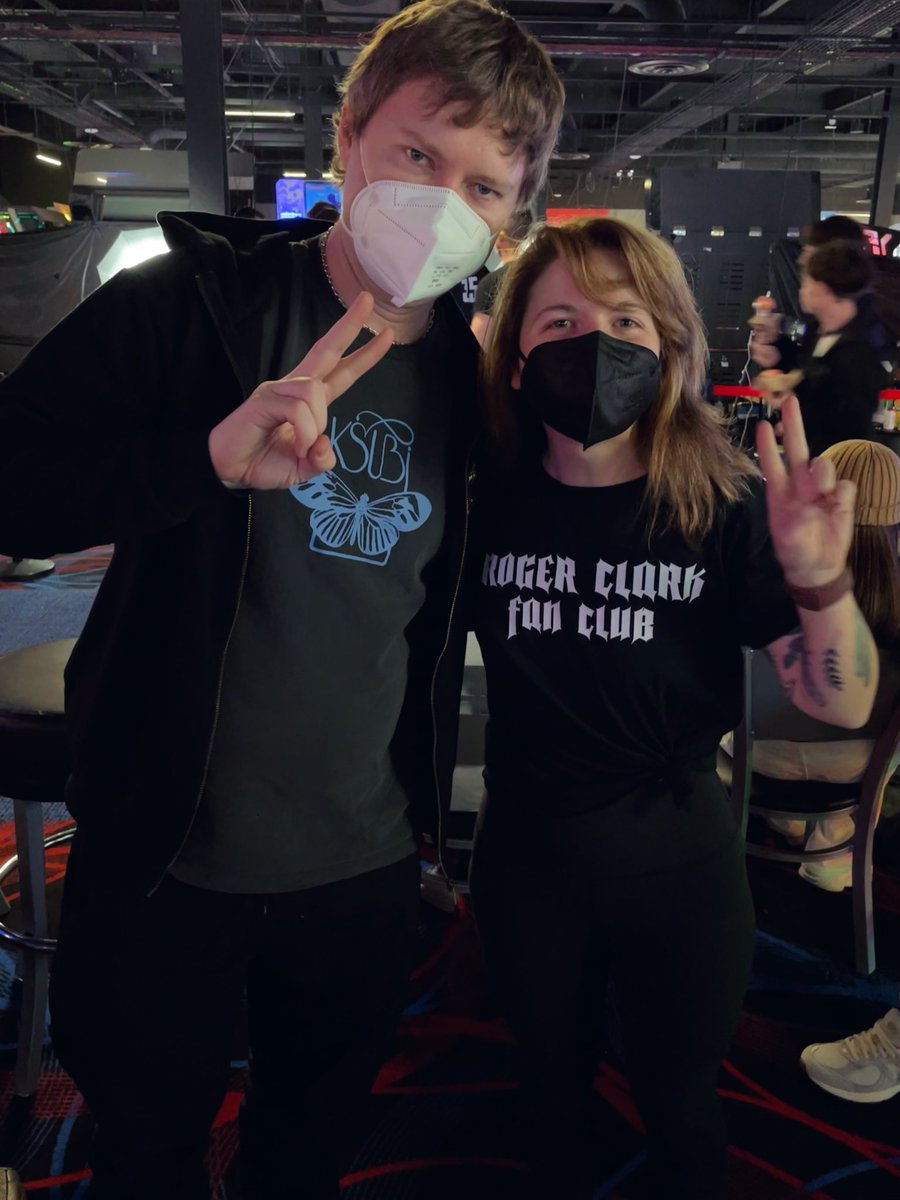 nuggety's tweet photo. .@rogerclark fan club https://t.co/qF4R5NbExA